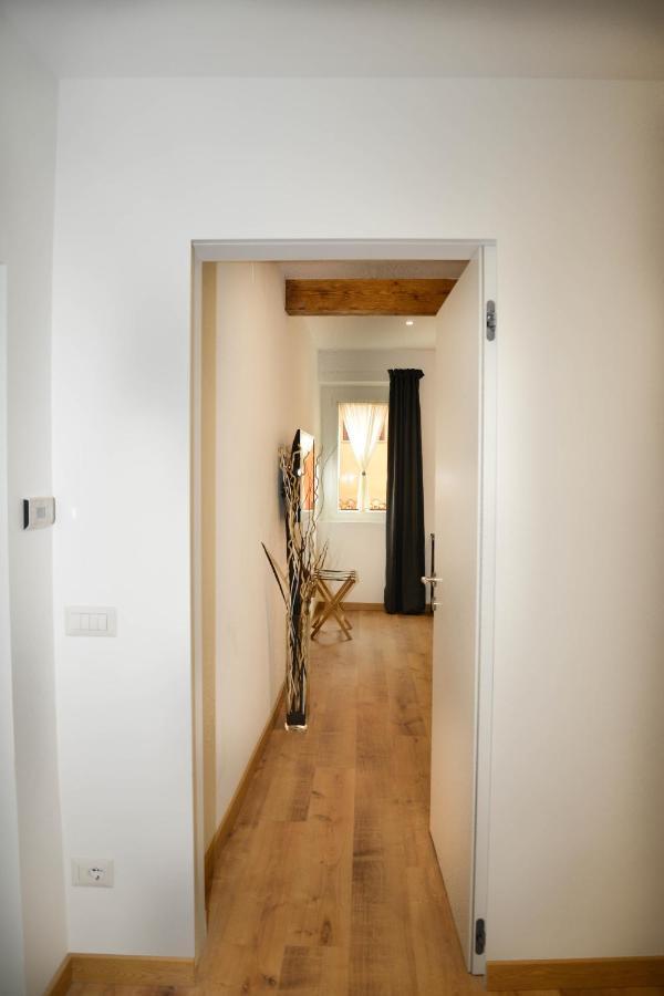 Fidia Palace Claudia'S Apartment Colosseo Рим Экстерьер фото